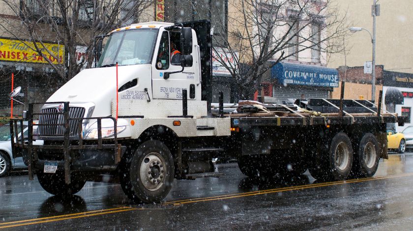 2012 International TranStar 8600 with a special single-seat body for carrying long pipes