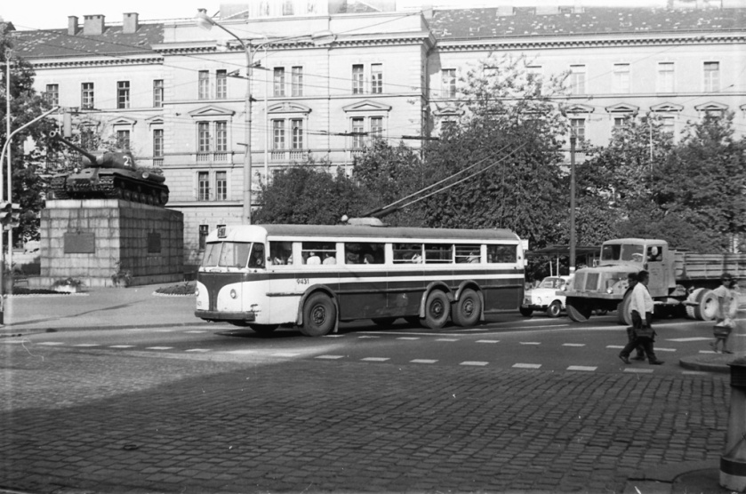 Прага, троллейбус Tatra T400 III.B № 9431