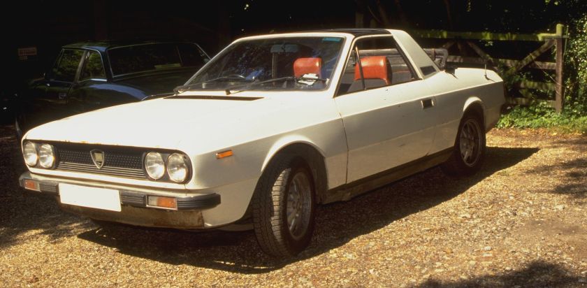 Lancia Beta 2.0l Series One Spider with the roof off
