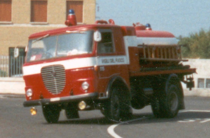 Lancia Esadelta Vigili del Fuoco firetruck