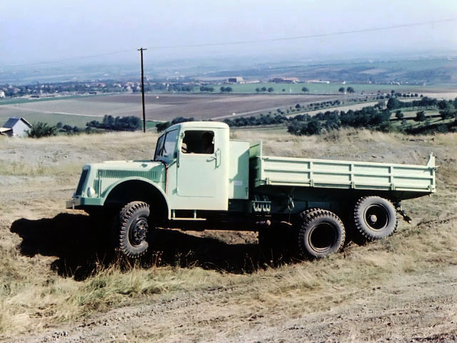 Tatra-111-1