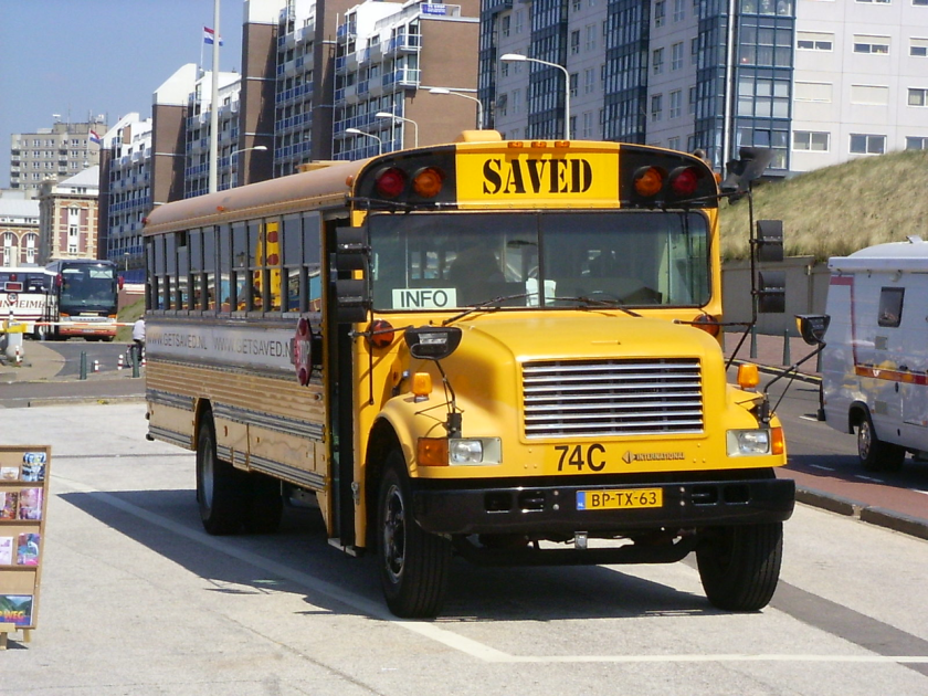 Wayne Lifeguard school bus with International 3800 chassis (retired)