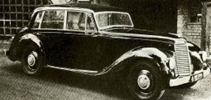 1952-armstrong-siddeley-whitley-six-light-saloon