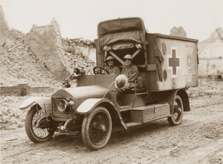 1916-knockchis-wolseley-ambulance-of-the-madonnas-of-pervyse-belgium