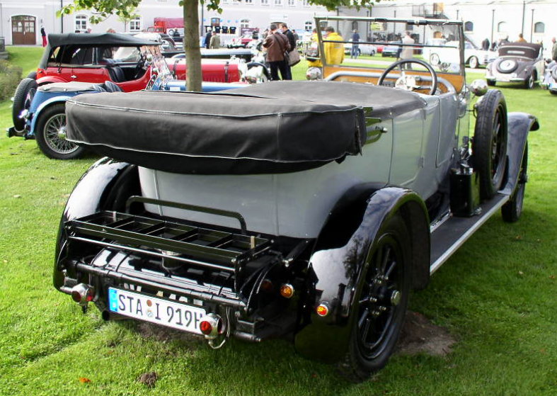 1919-austin-20-tourer-rear