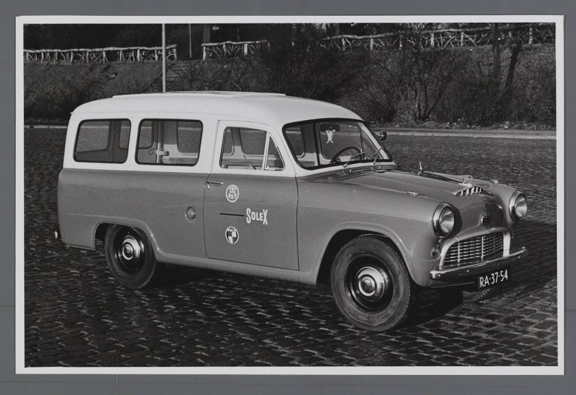 1955-austin-a50-van-solex-puch-rap