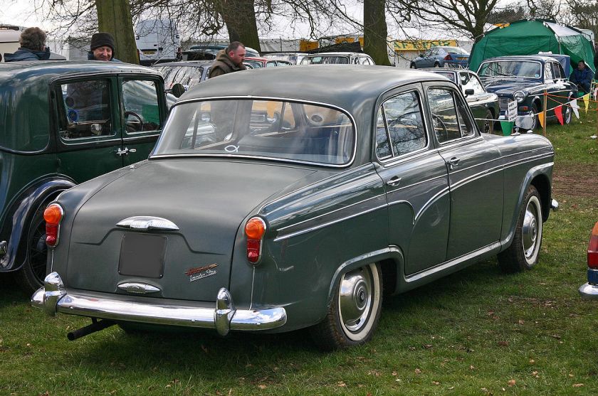 1958-austin-a105-vanden-plas-rear