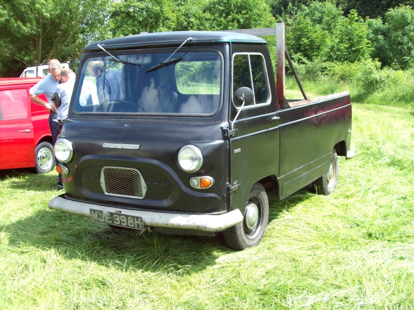1960-74-austin-morris-j4-pick-up-the-j4-is-a-10cwt-forward-control-van-or-pick-up