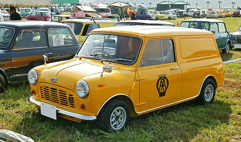 1961-morris-mini-van