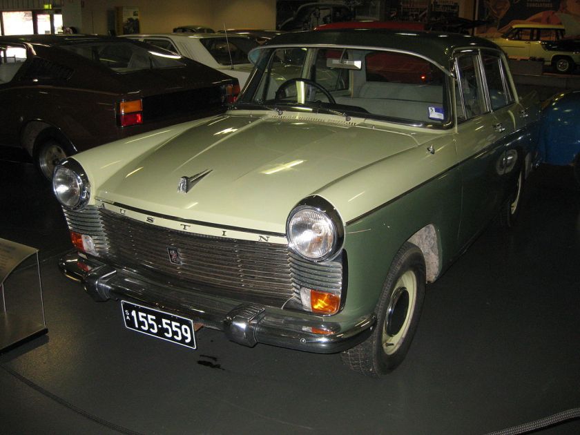 1962-65-austin-freeway-sedan