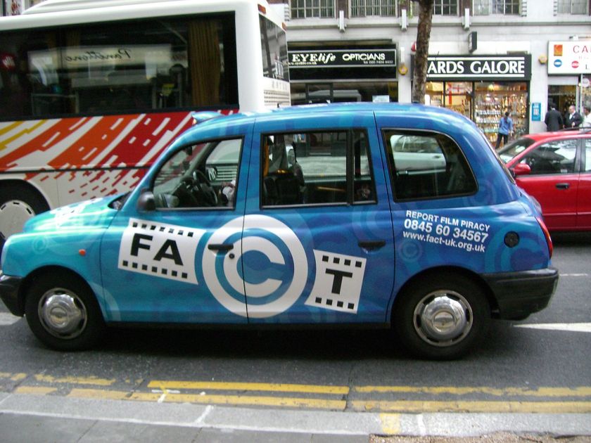2006-federation-against-copyright-theft-fact-advertisement-on-a-hackney-carriage
