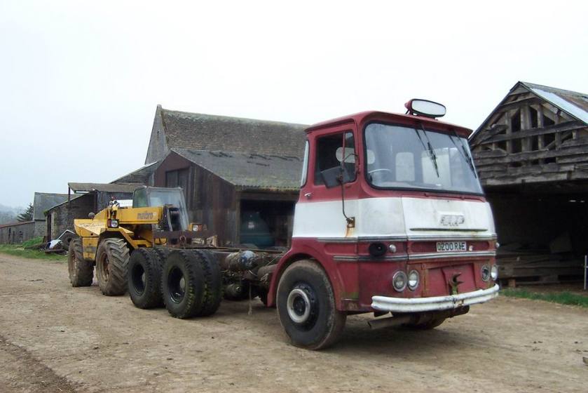 1964-erf-lv-66gx-6x4-heavy-haulage-tractor-unit