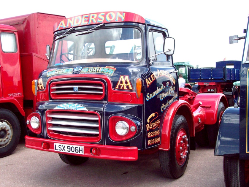 1970-albion-leyland-clydsdale-tractor-engine-6070cc-registered-lsx-906-h
