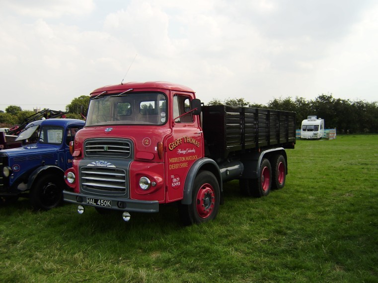 albion-6x4-with-dropside-tipper-body