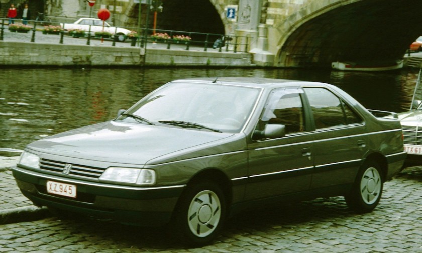1987-peugeot-405-designed-by-pininfarina