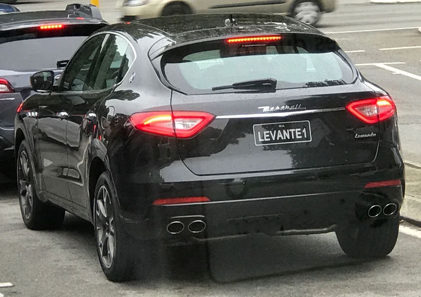 2016-maserati-levante-m157-luxury-wagon