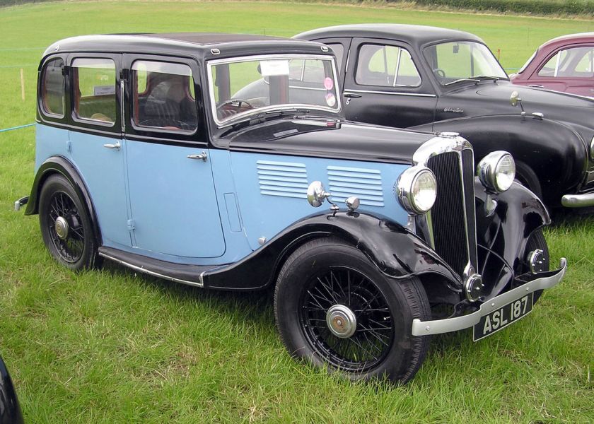 1933 Standard Ten 4-door saloon