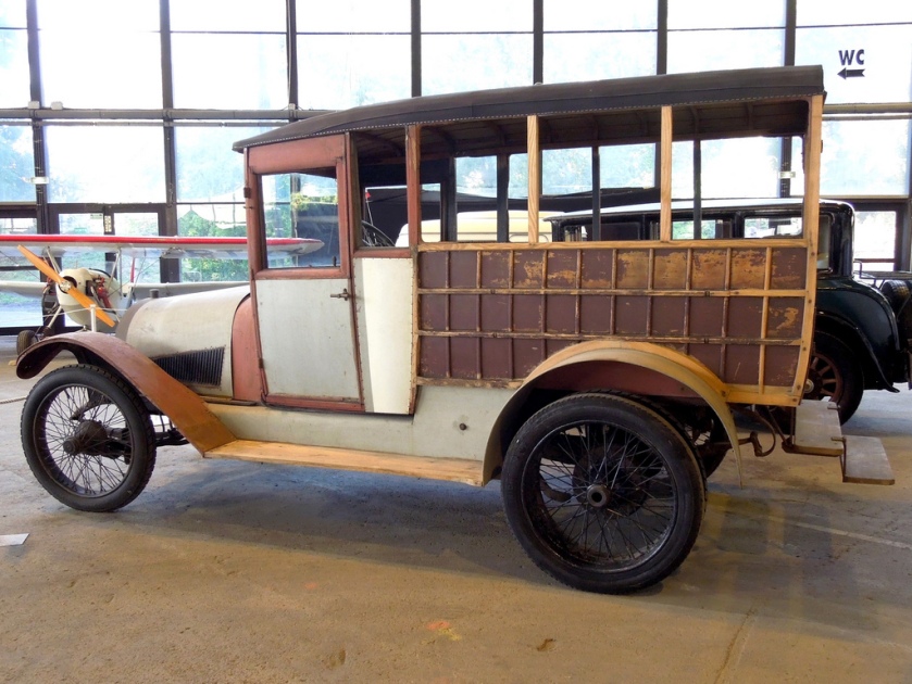 1913 Hotchkiss Z2 side + load