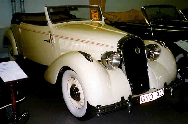 1937 Hotchkiss 686 PN Cabriolet 1