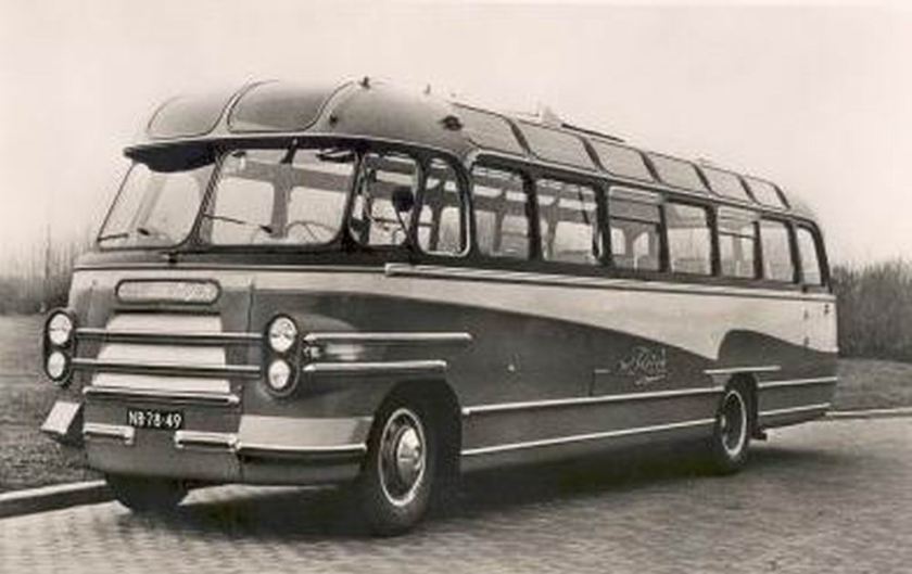 1953 Bedford SB with Hainje coachwork