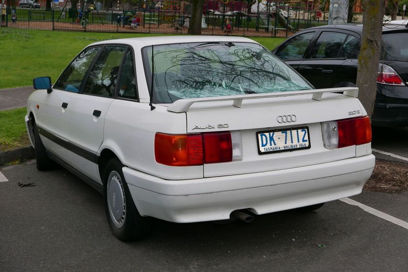 1992 Audi 80 (8A) 2.0 E sedan