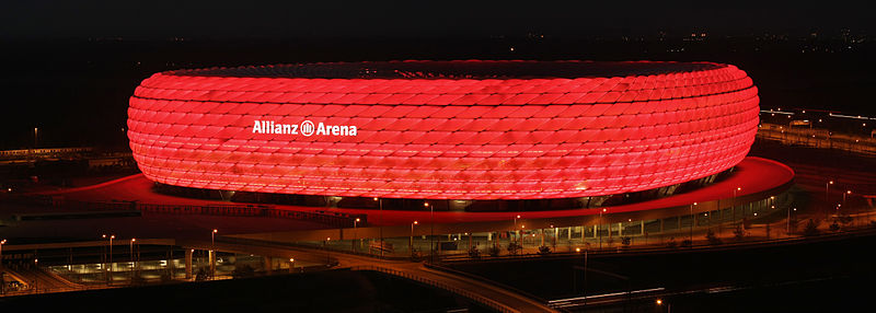 2008 Allianz arena at night Richard Bartz