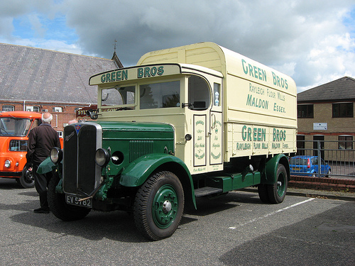 1932 AEC Mercury EV5782 Green Bros