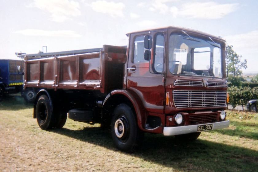 1964-1977 AEC » Mercury Monarch ( model TGM4 ) j