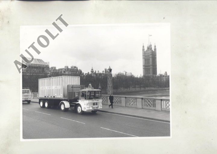 1968 AEC Southall Beefeater Gin Truck LondonBridge ORIGINAL Factory Photo