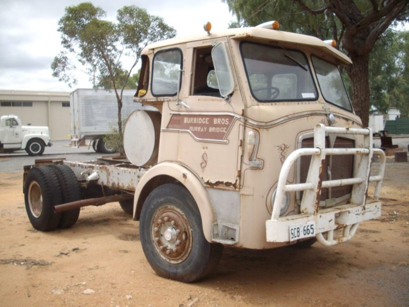 This Aec Matador From Burbridge Bros In Murray Bridge Was Assembled By Hastings Deering The First Aec Distributor In Australia